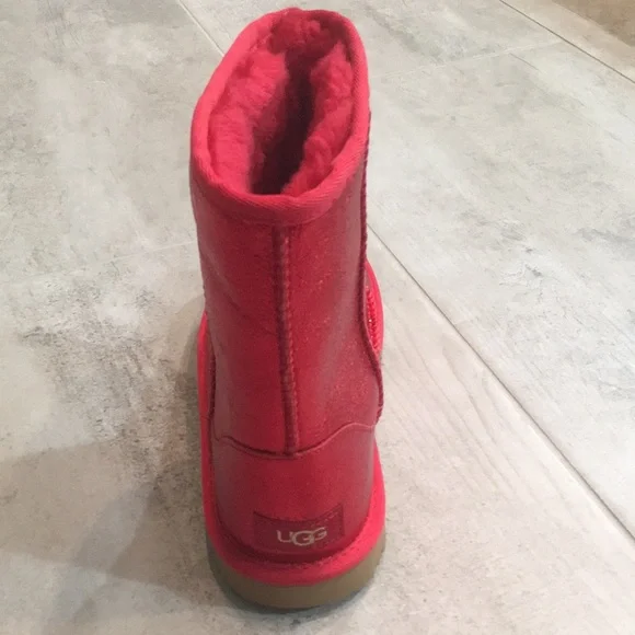 UGG Classic Samba Red Metallic Boots Sz 5 US & 6 US Youth size